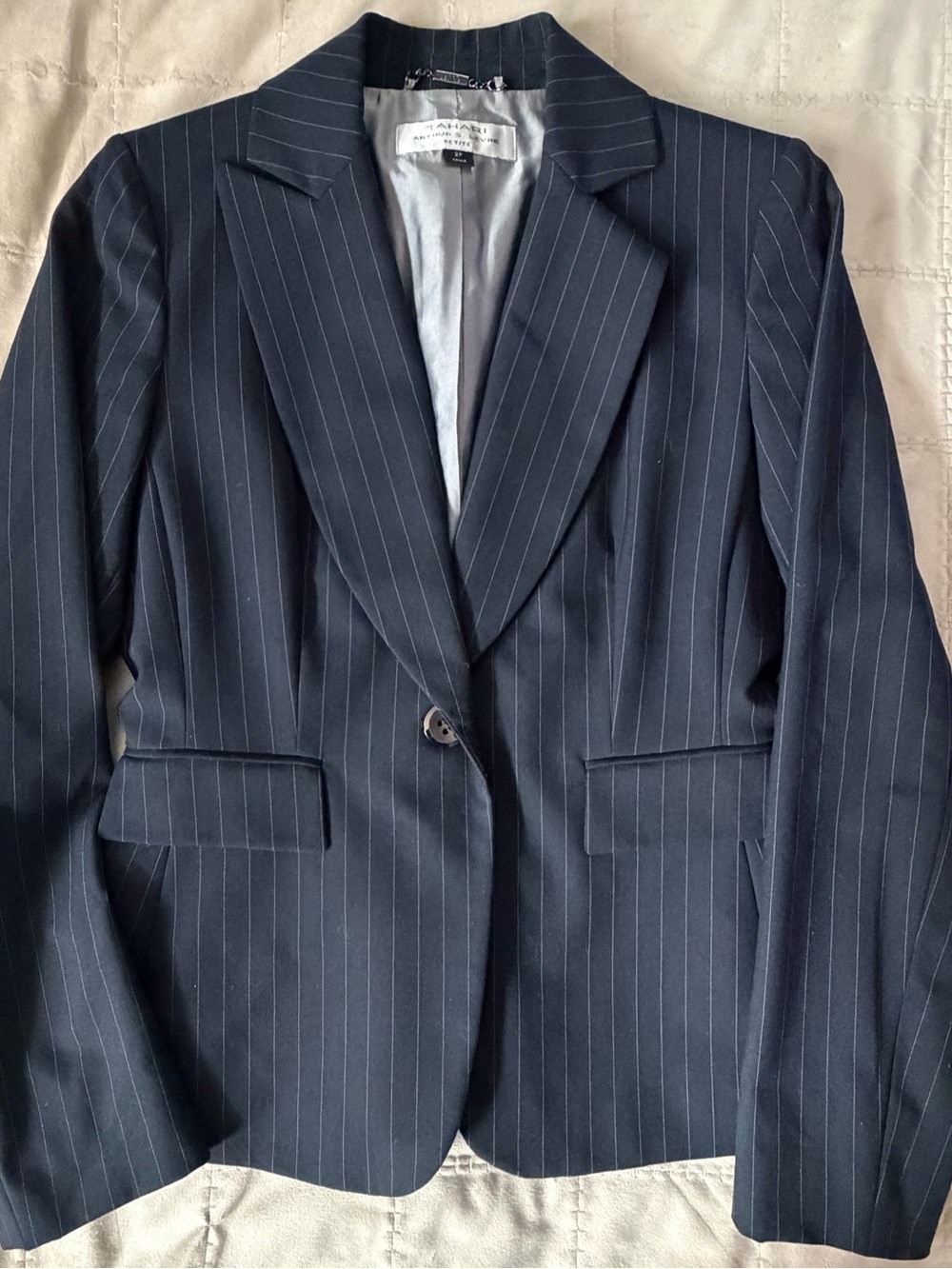 Tahari Arthur S. Levine Petite Pinstripe Blazer Size 2P